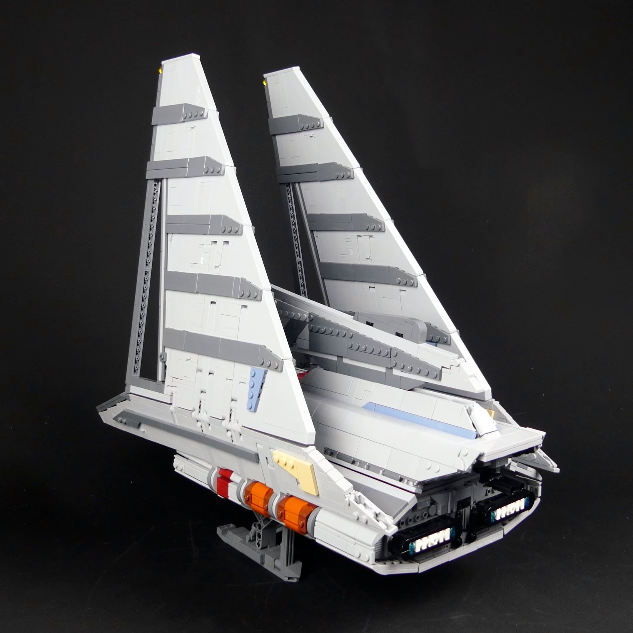 UCCS Theta-Class Shuttle - Minifig Scale — BrickVault