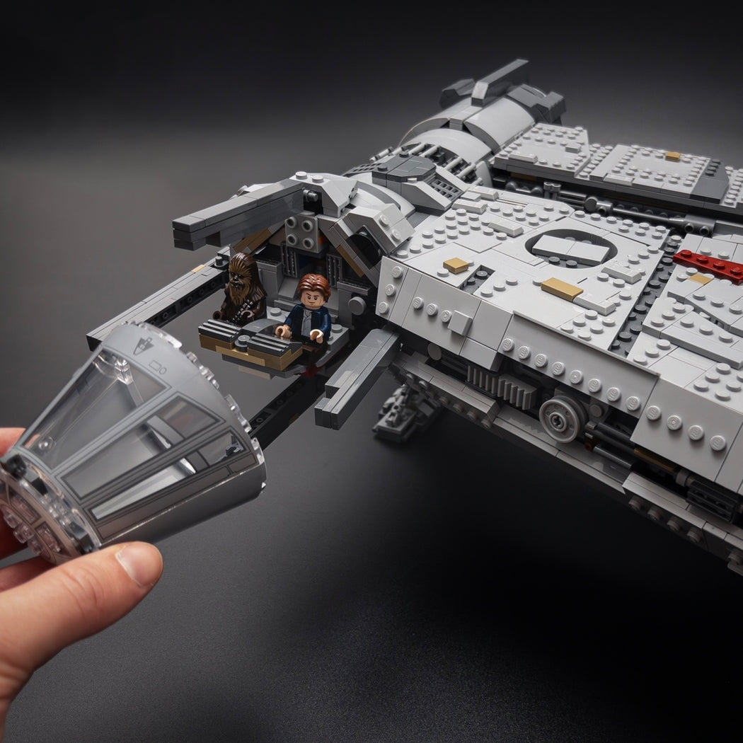 ラクトデュウ Tongshengju Shadowed Wing Millennium Falcon (2706PCS) Star