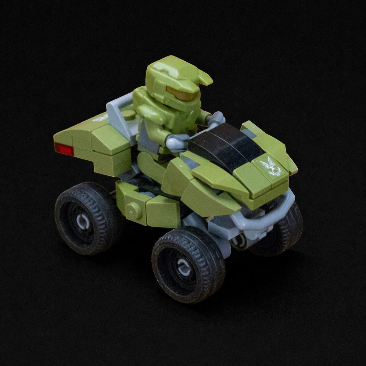 Mongoose - Minifig Scale — BrickVault