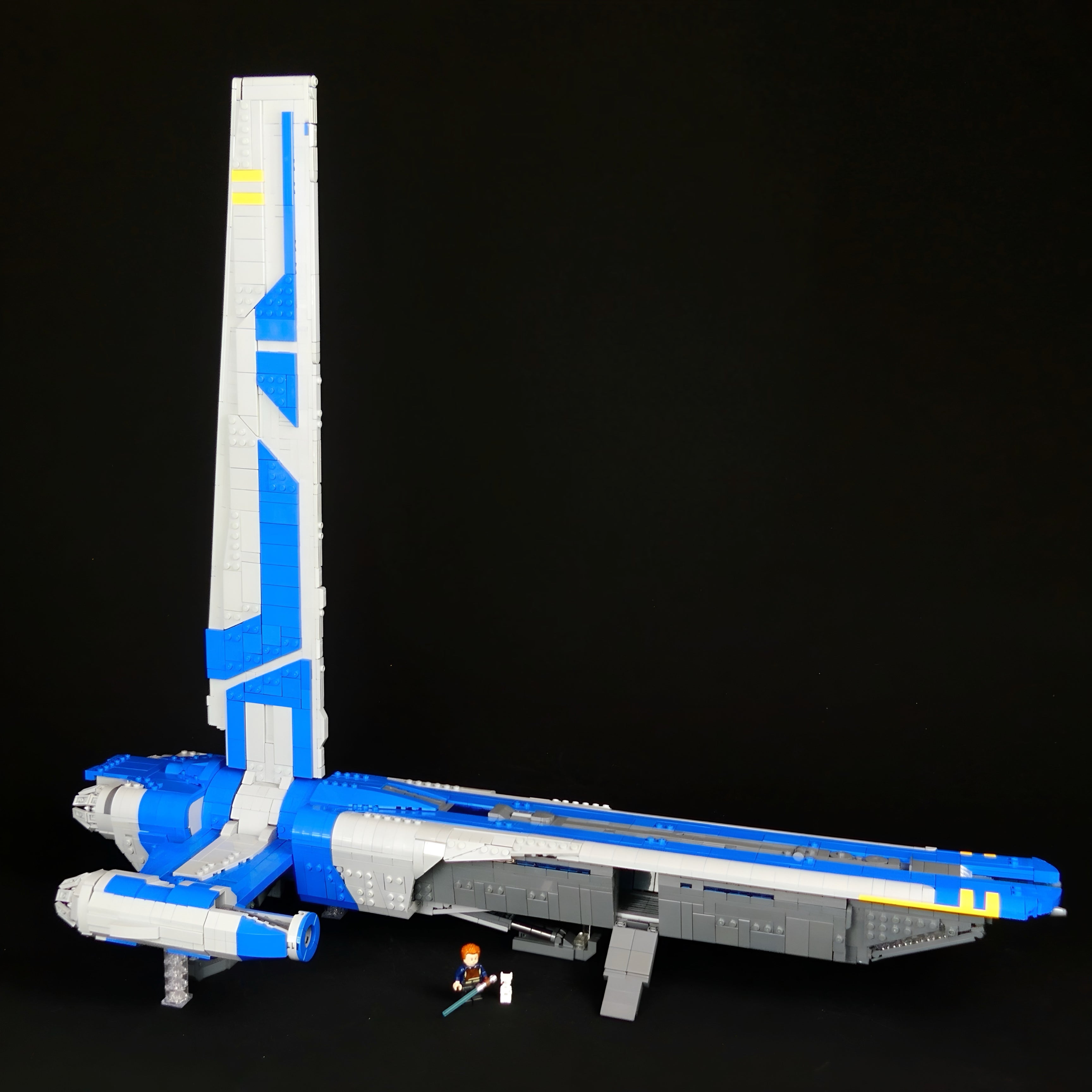Stinger Mantis - Play Scale — BrickVault