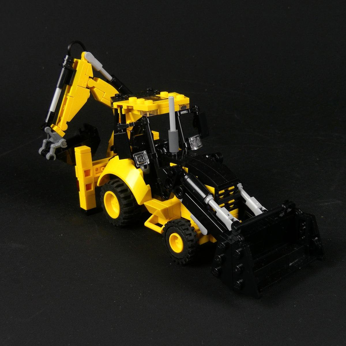 Caterpillar 432E Backhoe Loader — BrickVault