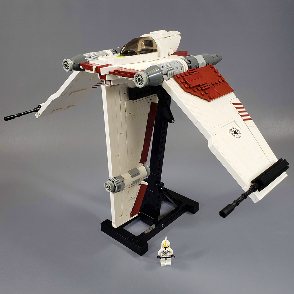 Lego v 19 starfighter deals