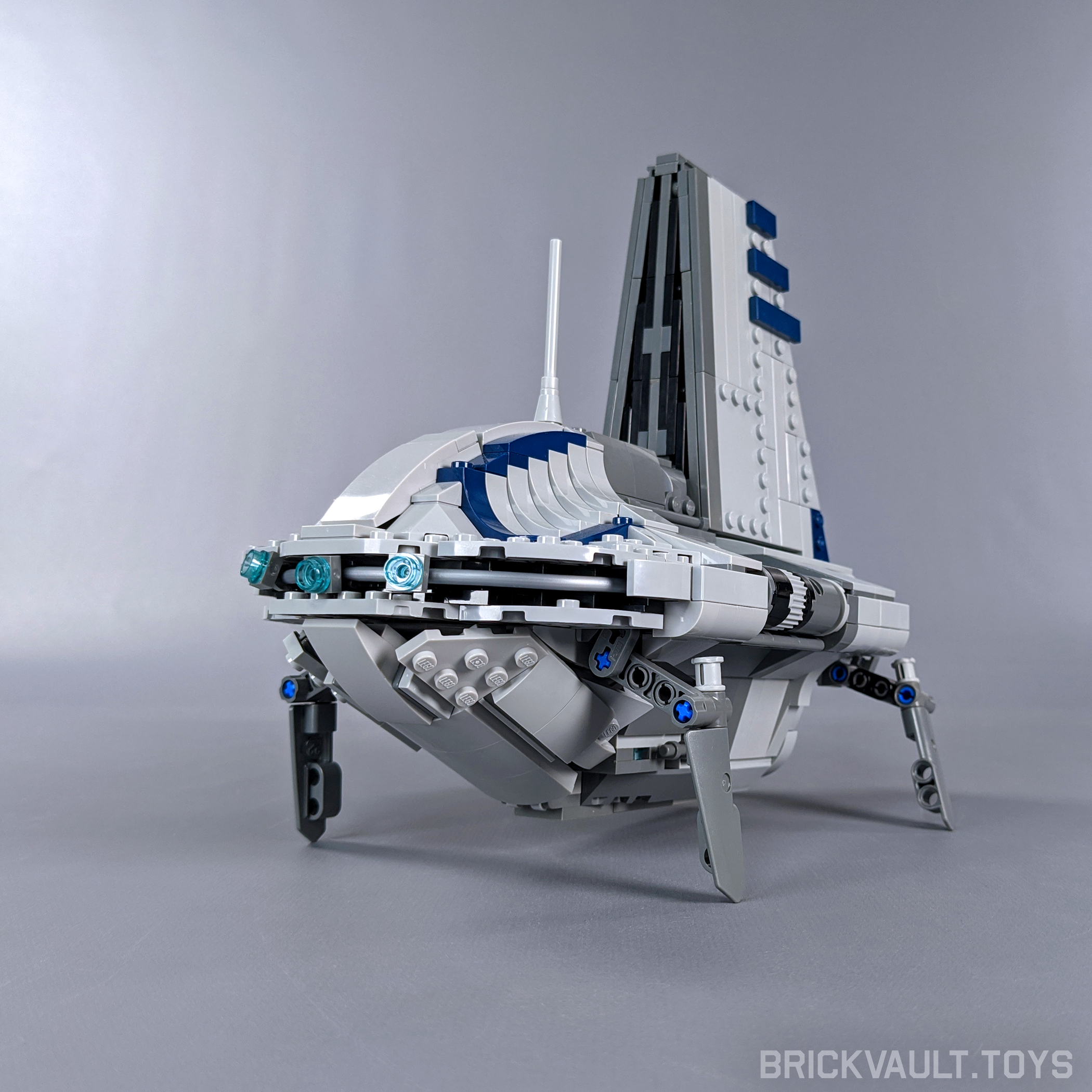 Sheathipede-class Transport Shuttle - Minifig Scale — BrickVault
