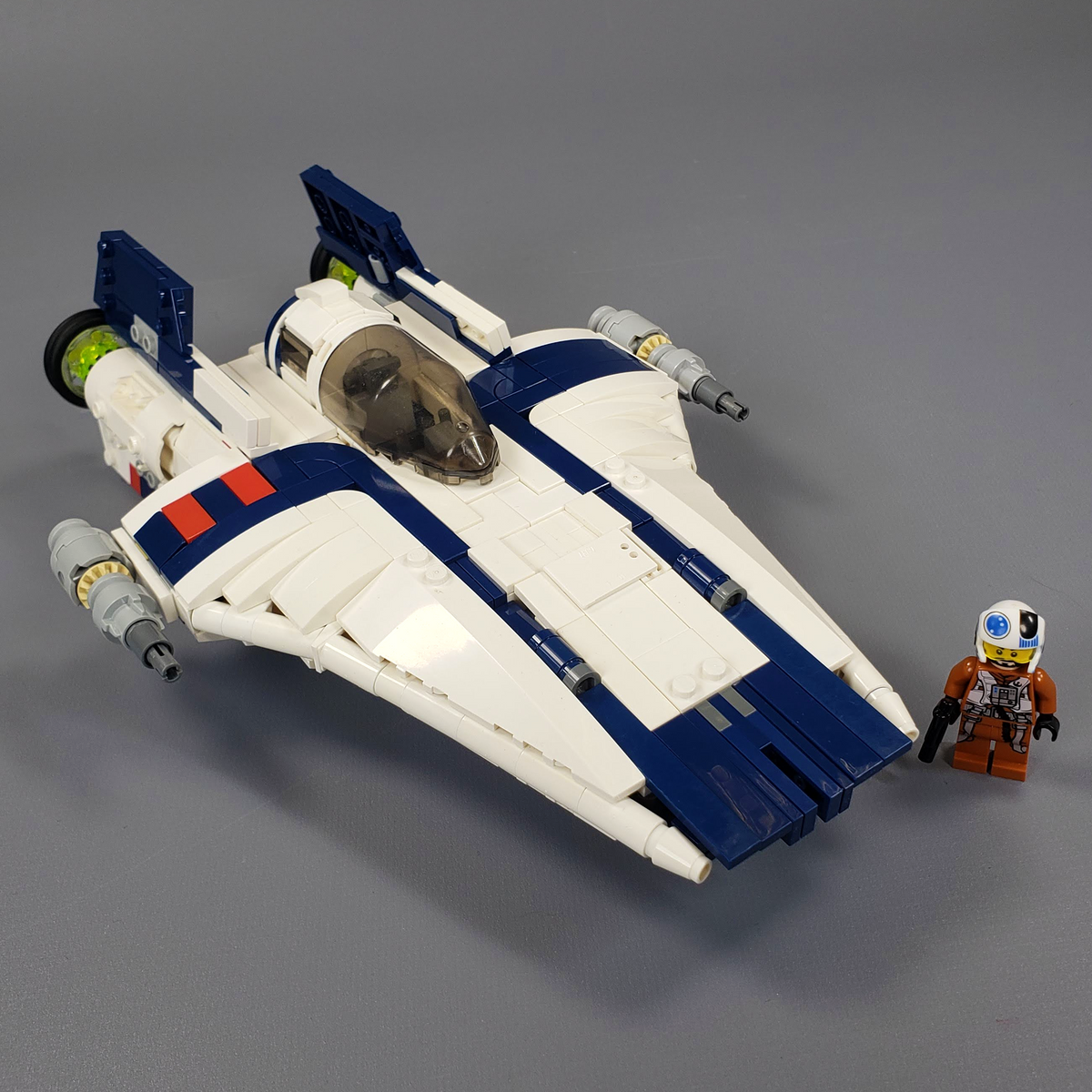 RZ 2 A wing Starfighter Minifig Scale