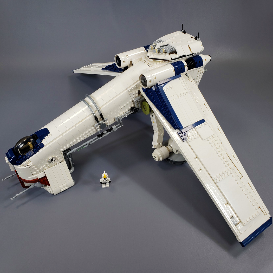 Republic Dropship Minifig Scale
