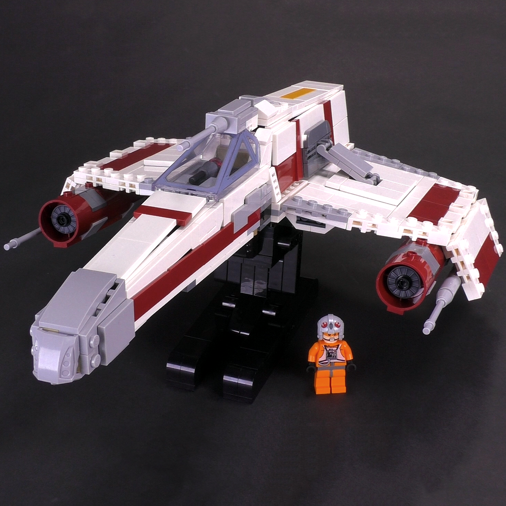 E-wing Starfighter Minifig Scale (Original Build)
