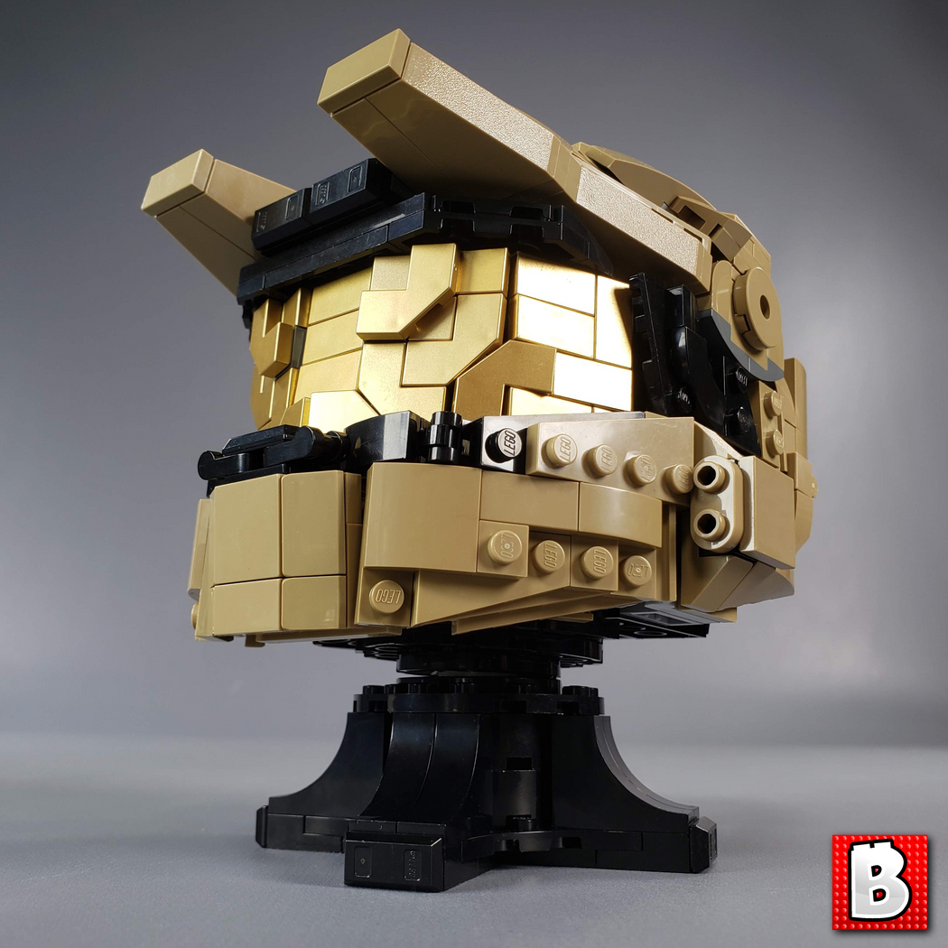 Master chief lego set hot sale