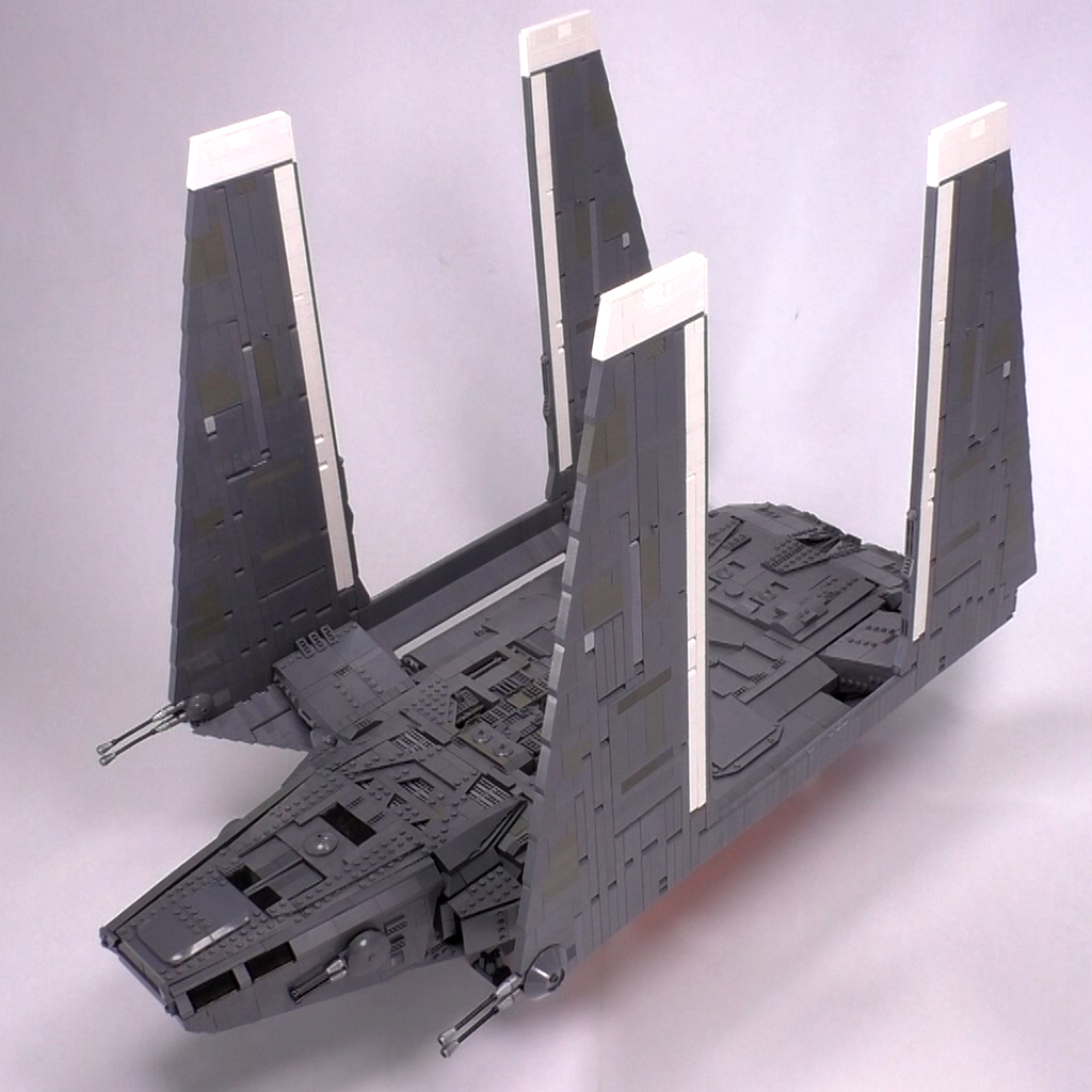 Zeta Class Cargo Shuttle Minifig Scale Brick Vault